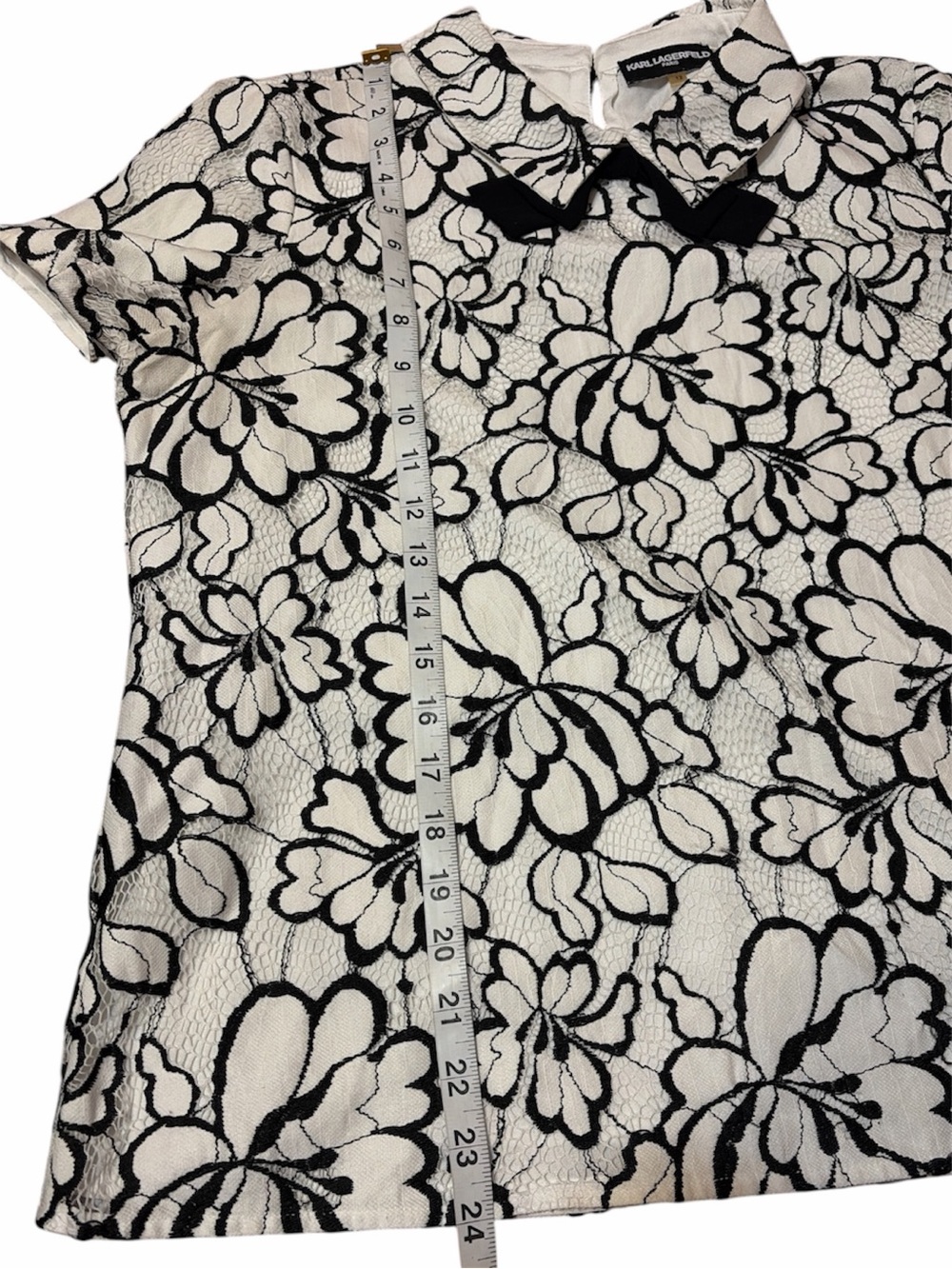 Karl Lagerfeld Paris Floral Lace Bow Collar Blouse Top White Black Size 12 - Picture 9 of 9